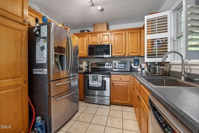 Very rare opportunity to own a true lakefront ranch with a - photo 7