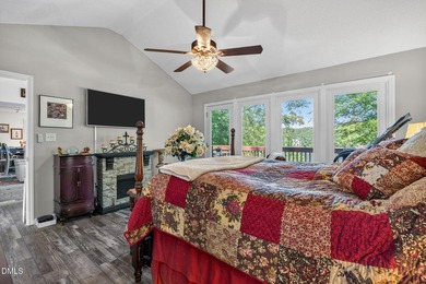 Very rare opportunity to own a true lakefront ranch with a - photo 9
