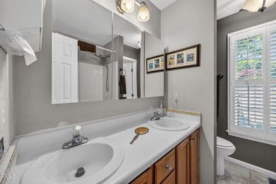 Very rare opportunity to own a true lakefront ranch with a - photo 10