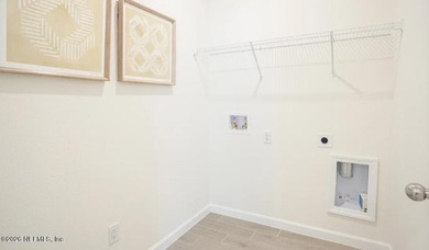 MOVE IN READY! Newly Built Home, never lived in! Welcome to - photo 17