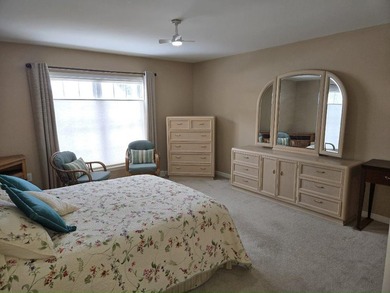 Discover your new home in Foxwood Village a beautiful gated - photo 9