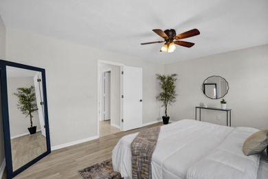 Move right into this beautifully updated 3-bedroom, 2-bath home - photo 23