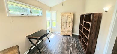 Forest! 1 level end unit townhome w/a 2 car garage,2 Bdrms 2 - photo 30