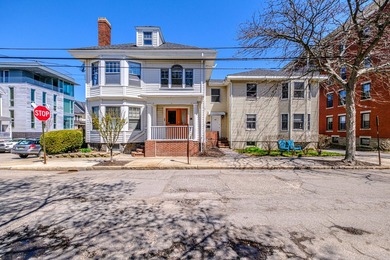 A truly rare find: 5-unit building one door from the Eastern - photo 3
