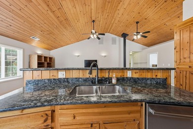 Bright beautiful custom home on 9 acres with gated driveway - photo 9