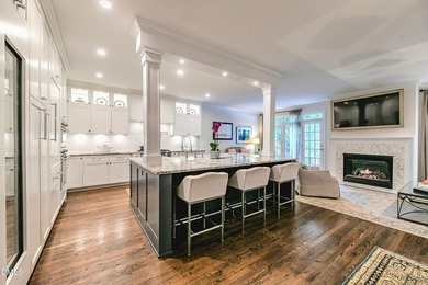 Nestled on a tranquil private street in the historic heart of - photo 5