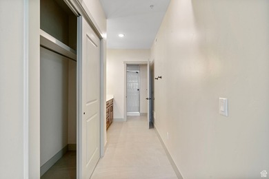 Modern Luxury Condo Near Bear Lake Short term rental Approved - photo 21