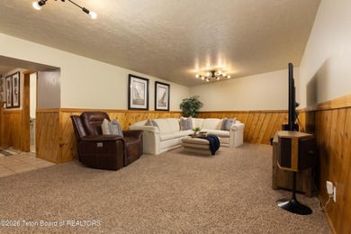 BRAND NEW ROOF. Spacious residence bordering the #7 hole at - photo 23