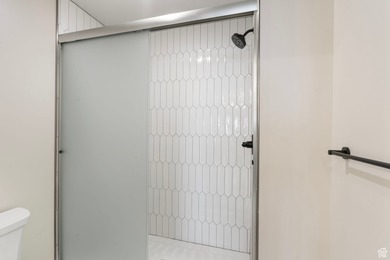 Modern Luxury Condo Near Bear Lake Short term rental Approved - photo 23