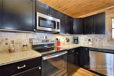 This is the cabin in the woods where you can envision your - photo 3