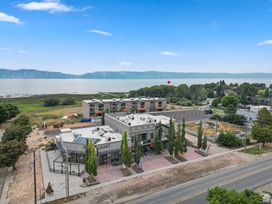 Modern Luxury Condo Near Bear Lake Short term rental Approved - photo 40