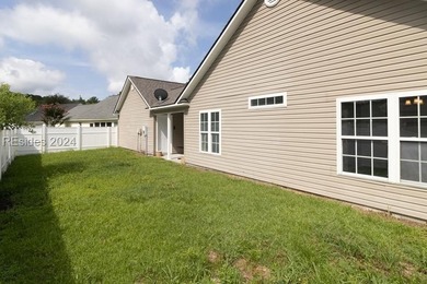 Welcome to 74 Bridgewater Drive, a beautifully maintained 3 - photo 50