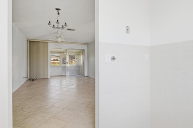 Beautifully maintained 1/1 Condo located in a welcoming and - photo 9