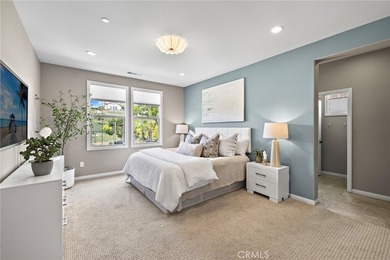 Wake up to peaceful hillside views and enjoy the rare - photo 11