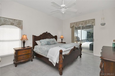 Welcome to this well-maintained 3 Bedroom, 2.5 Bath pool home - photo 13