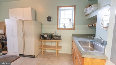 Versatile commercial building for sale in Gloucester City. This - photo 14