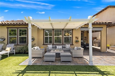 Wake up to peaceful hillside views and enjoy the rare - photo 22