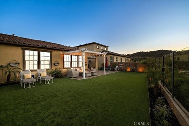 Wake up to peaceful hillside views and enjoy the rare - photo 30