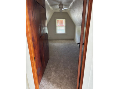 Charming English Cottage near Lake George. Step into timeless - photo 12