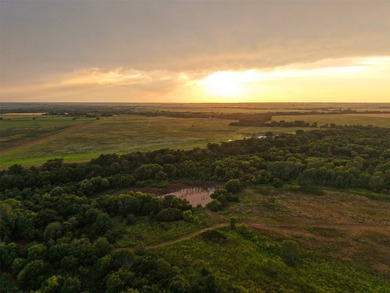 Rare opportunity to own an exceptional large-acreage - photo 12