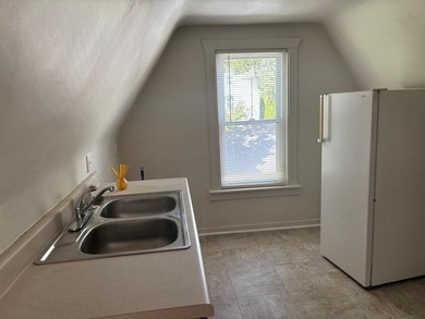 Charming English Cottage near Lake George. Step into timeless - photo 14