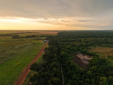 Rare opportunity to own an exceptional large-acreage - photo 14