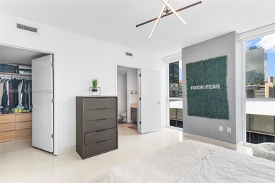 The Bond Unit 513 presents a rare opportunity to own a