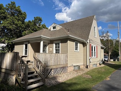 Charming English Cottage near Lake George. Step into timeless - photo 21