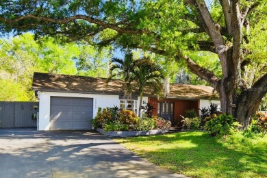 Lake Home For Sale in Lutz, Florida