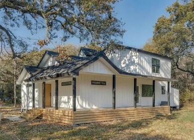 Lake Tawakoni Home For Sale in Point Texas