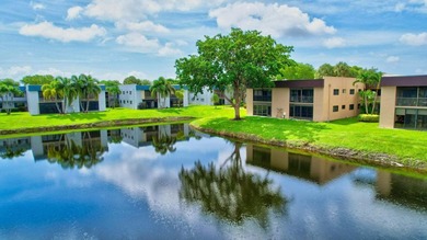 (private lake, pond, coastal) Condo Sale Pending in Delray Beach Florida