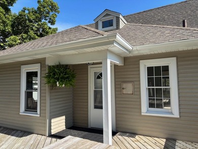Charming English Cottage near Lake George. Step into timeless - photo 24