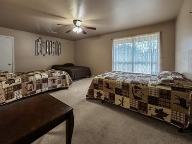 Rare opportunity to own an exceptional large-acreage - photo 29