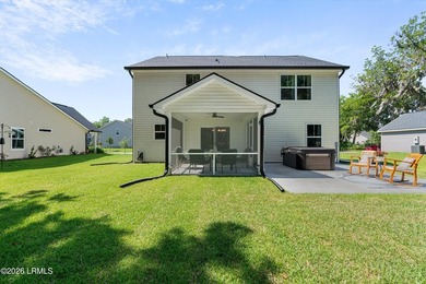 Beautifully maintained 3-Bedroom 2.5 Bath home with a dedicated - photo 34