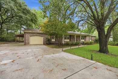 Welcome to 7 Andrea Court -- A Turnkey Vacation Rental Goldmine - photo 34