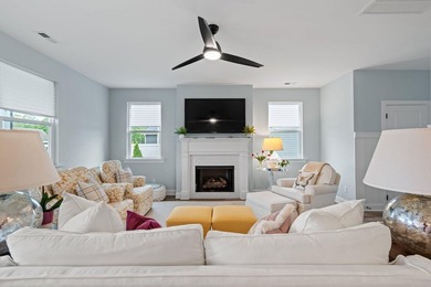 Welcome home to this charming 3-bedroom, 2.5-bath cottage - photo 15