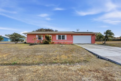 St. Lucie River Home For Sale in Port Saint Lucie Florida