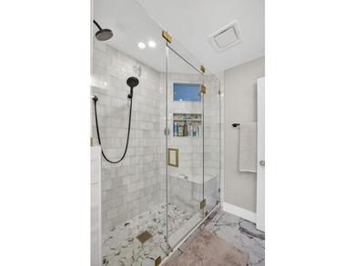 RARELY AVAILABLE and beautifully updated, 3- bed, 2- bath - photo 26