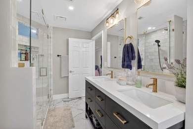 RARELY AVAILABLE and beautifully updated, 3- bed, 2- bath - photo 27