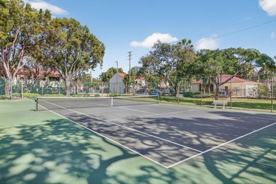 RARELY AVAILABLE and beautifully updated, 3- bed, 2- bath - photo 36