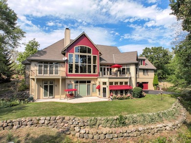 Exceptional custom lakefront home on Lake Beulah with 5 acres of - photo 4