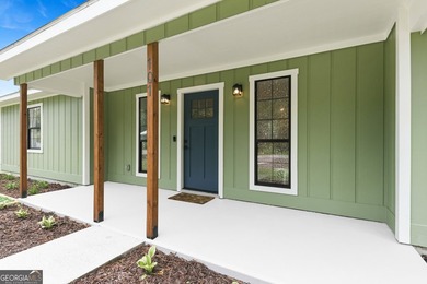 Beautifully remodeled and move-in ready, this 3-bedroom, 2-bath - photo 17