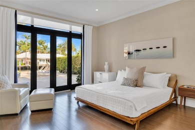 Stunning transitional deepwater estate on 95 feet of prime Las - photo 24