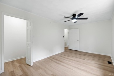 Don't miss your second chance! Back on the market at no fault of - photo 38
