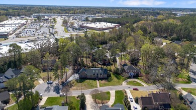 ******MAJOR Price Imporovement! Welcome to 209 Ashmore Ln, a - photo 44