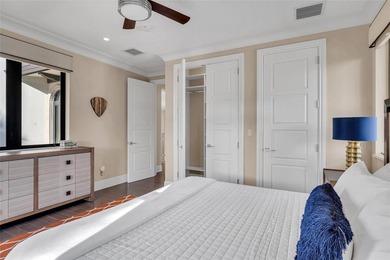 Stunning transitional deepwater estate on 95 feet of prime Las - photo 47