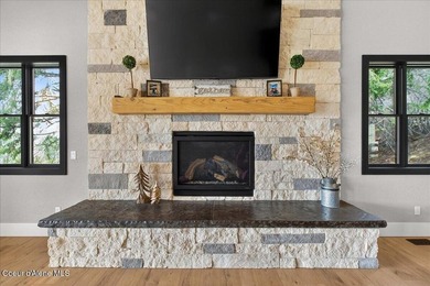 Exclusive Black Rock custom home with Coeur d'Alene Lake views - photo 8