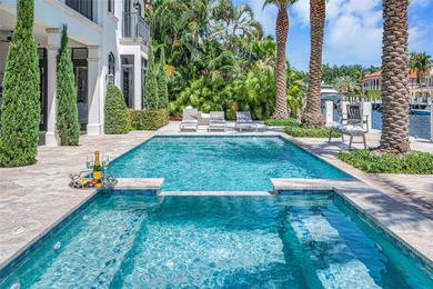 Stunning transitional deepwater estate on 95 feet of prime Las - photo 49