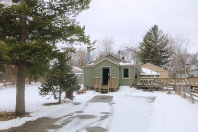 Crystal Lake Home For Sale in Crystal Lake Illinois