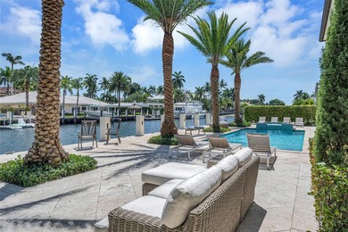 Stunning transitional deepwater estate on 95 feet of prime Las - photo 51